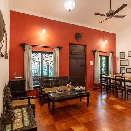 Vintage Estate: Lakeside Retreat with Plunge Pool and Gazebo Karjat Exterior photo